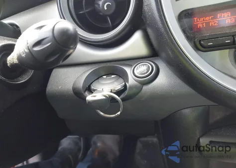 2012 Mini Cooper из США, поврежденный, VIN WMWSU3C51CT255374